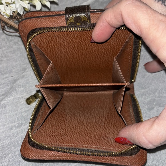 Louis Vuitton folded wallet, compact zip monogram, canvas, leather wallet - Picture 3 of 10